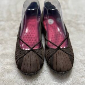 Clark’s Privo breathable soft cushion slip on shoe womens size 6.5